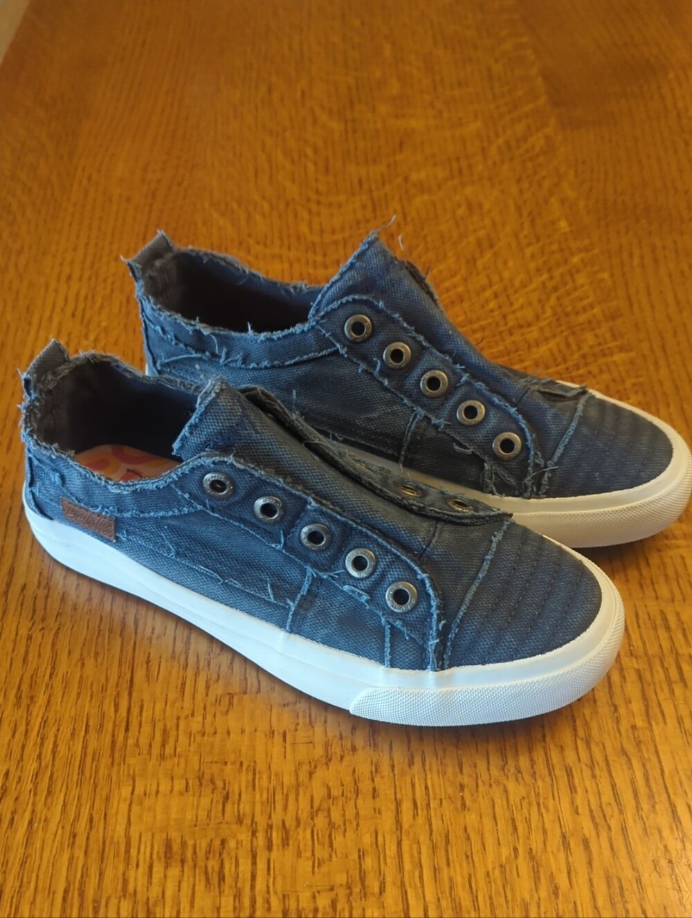 Blowfish │Play Sneakers │Bento Blue │Distressed │Womens │Size 8.5